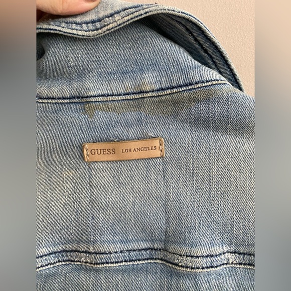 SOLD - Guess denim jacket lightweight - Picture 2 of 6